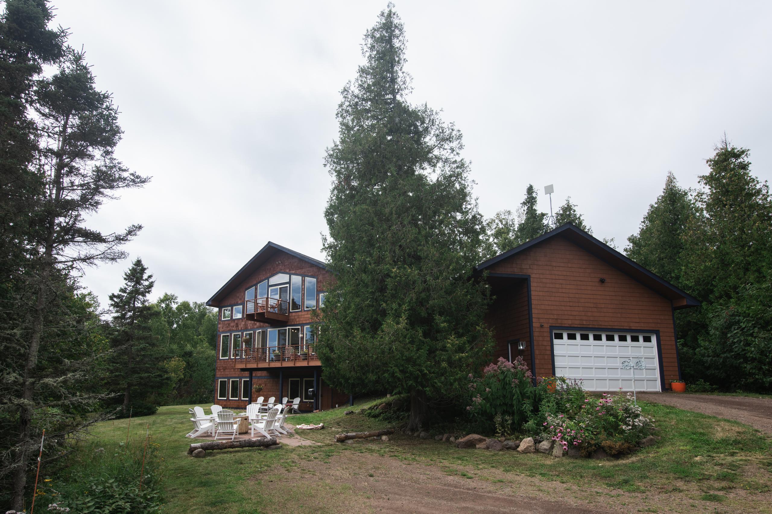The Wild Neighbors of Nordhus